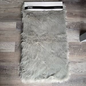 Nicole Miller Gray Faux Fur Decorative Accent Rug Set Of Two